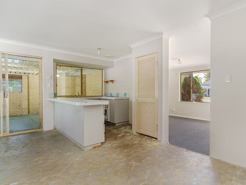 9 Canberra Close, Port Kennedy WA 6172, Port Kennedy - Thumbnail 4