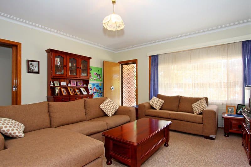 8 Sundew Avenue, ROSEBUD VIC 3939, Rosebud - Thumbnail 3