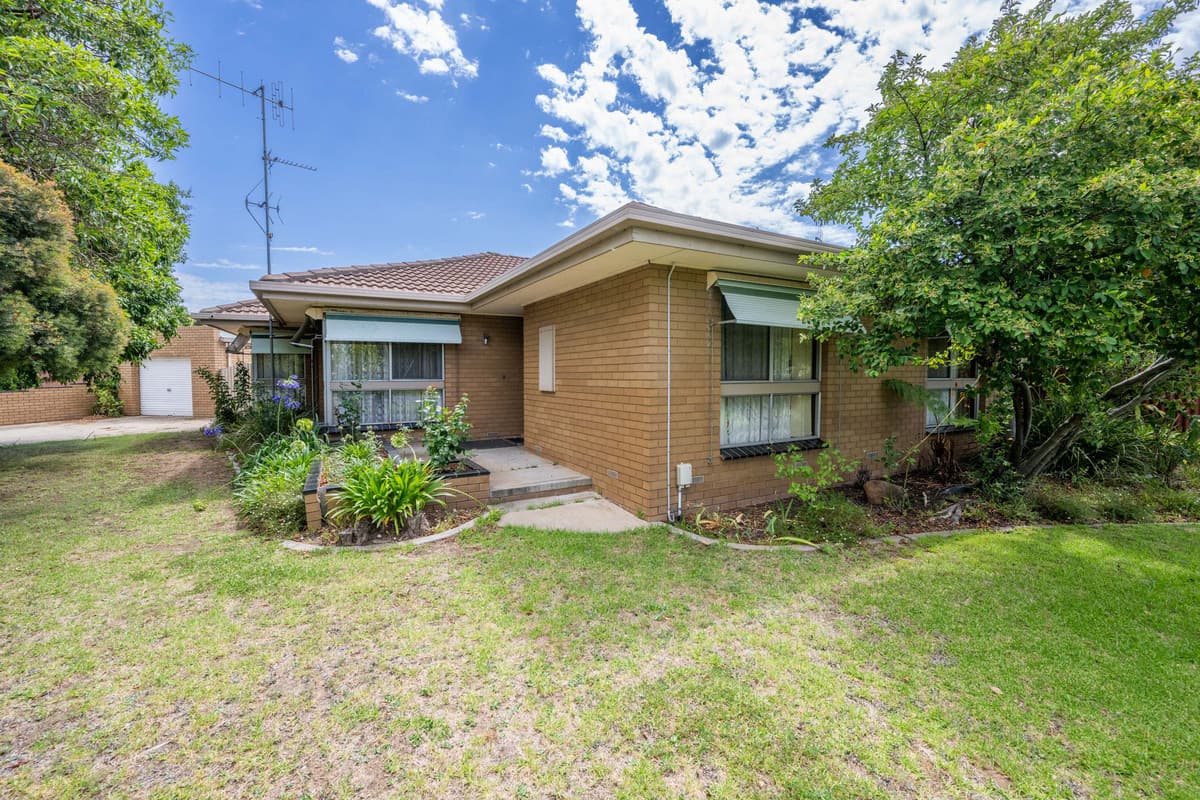 1 Carson Street, Shepparton VIC 3630, Shepparton - Image 1