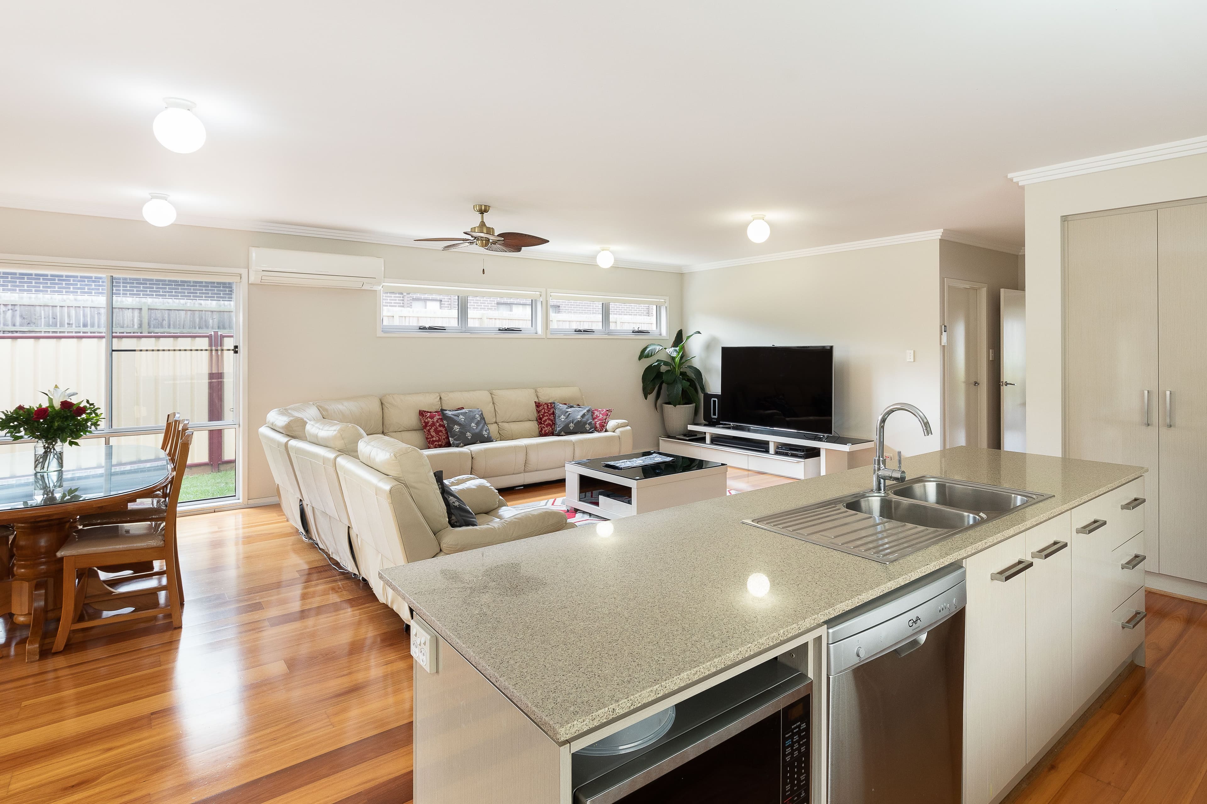 23 Mizen Place, Holland Park West QLD 4121, Holland Park West - Thumbnail 3