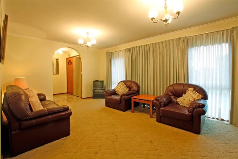 24 Luton Way, BUNDOORA VIC 3083, Bundoora - Thumbnail 3