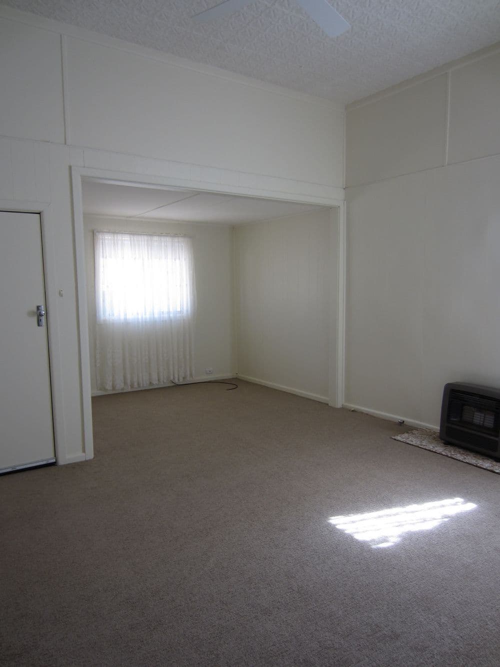 19 Ashton Street, Ariah Park - Thumbnail 2
