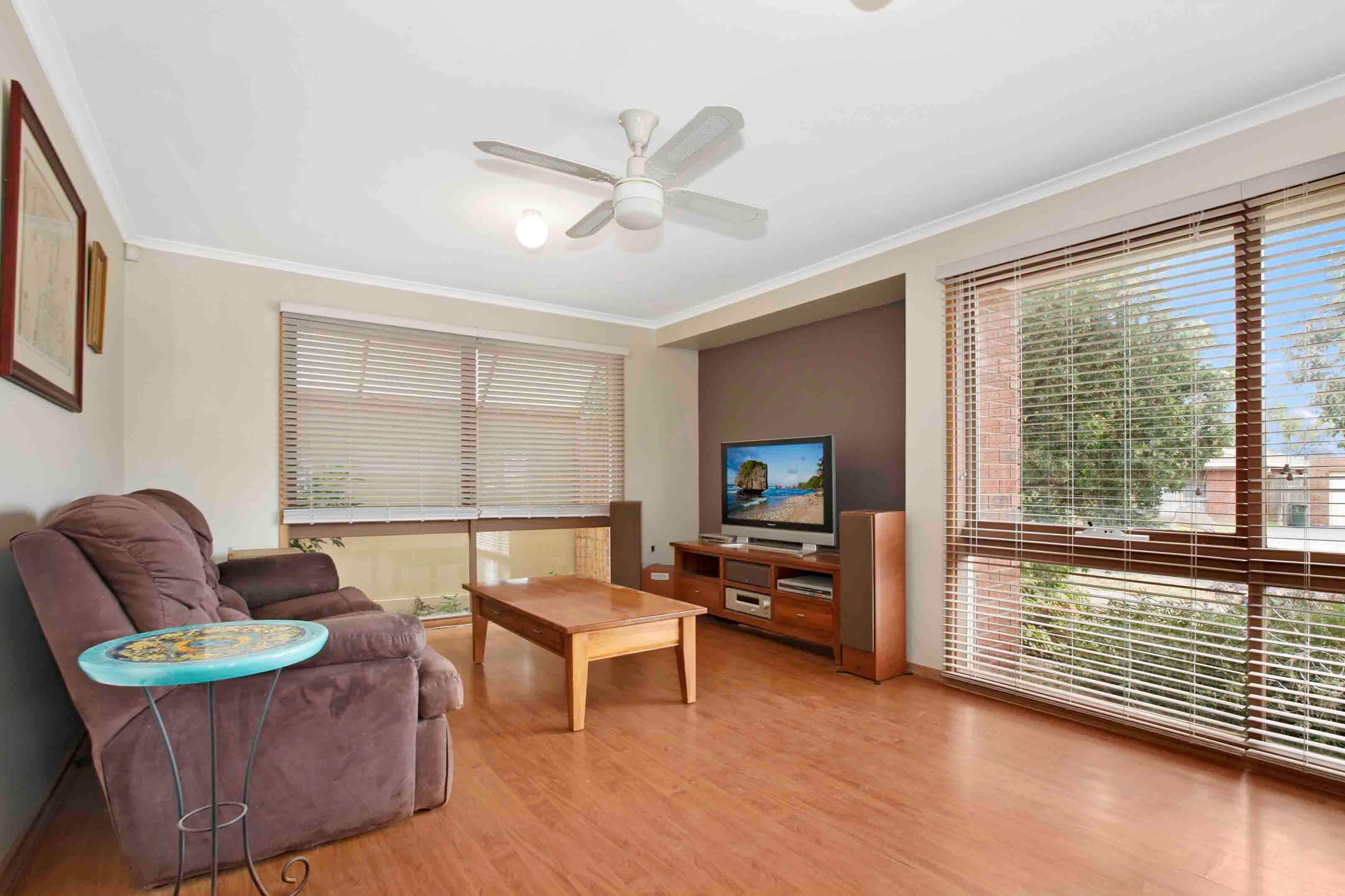 16 Lauren Court, Epping VIC 3076, Epping - Thumbnail 3