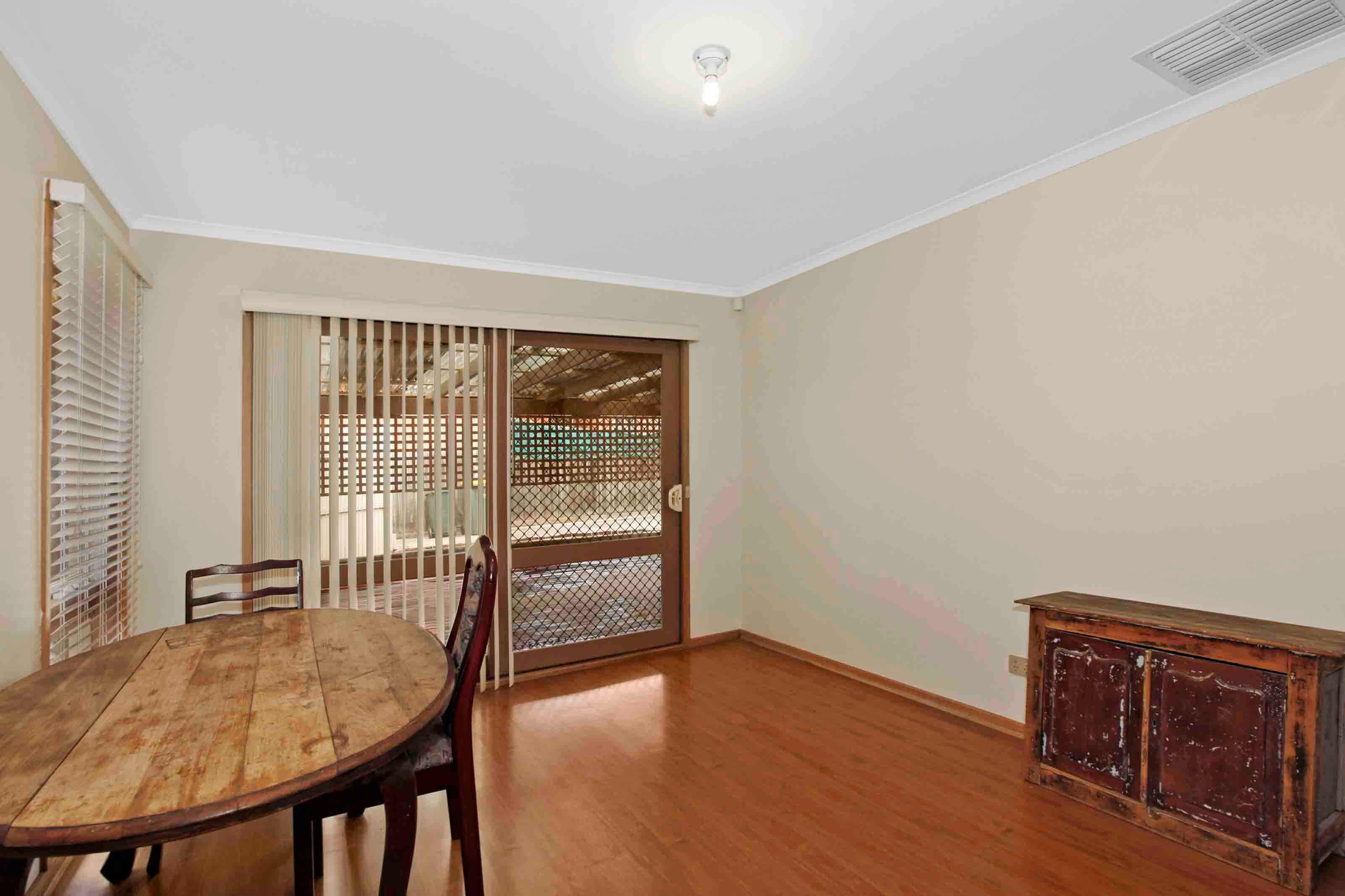16 Lauren Court, Epping VIC 3076, Epping - Thumbnail 4
