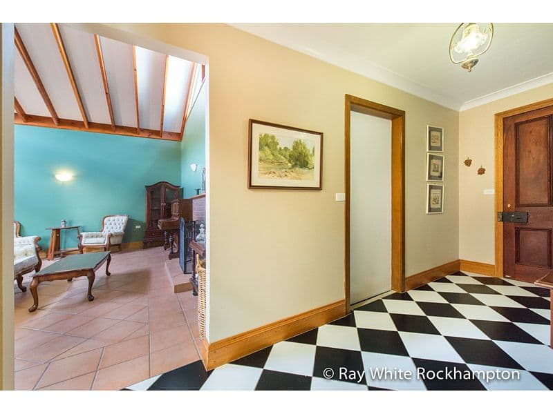 9 Rees Jones Close, Frenchville QLD 4701, Frenchville - Thumbnail 8