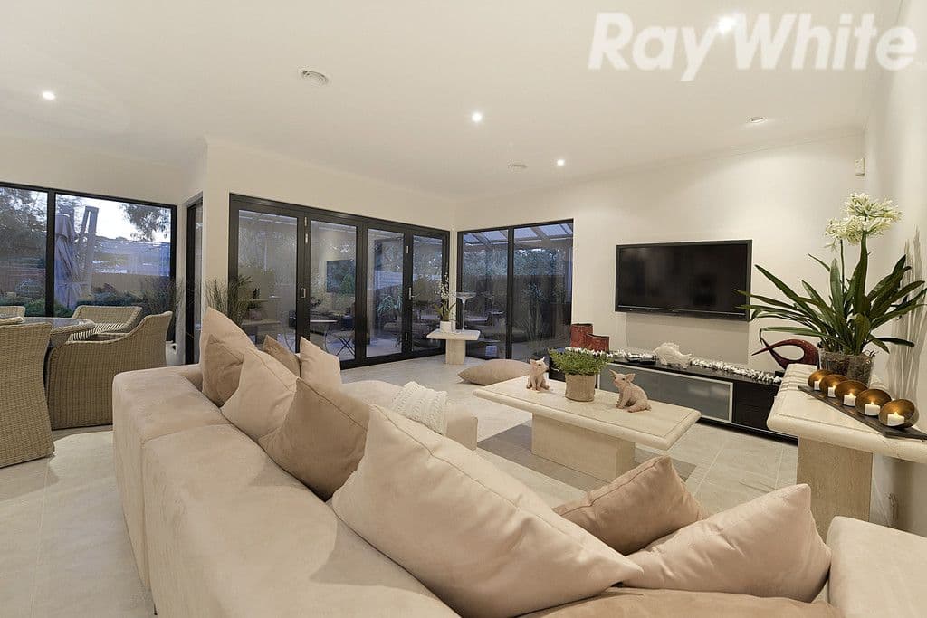 49 Bond Street, Ferntree Gully VIC 3156, Ferntree Gully - Thumbnail 3