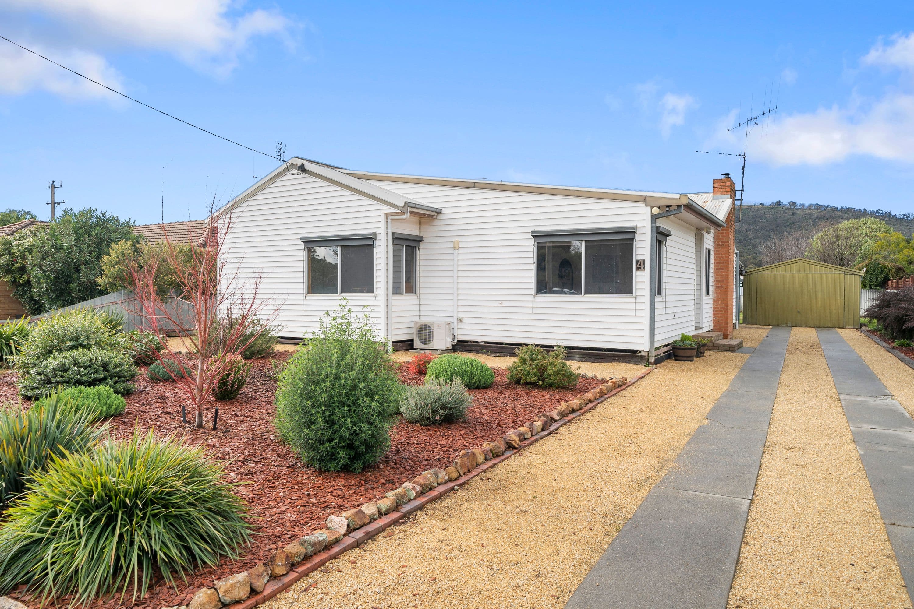 4 Holland Street, Euroa VIC 3666, Euroa - Image 1
