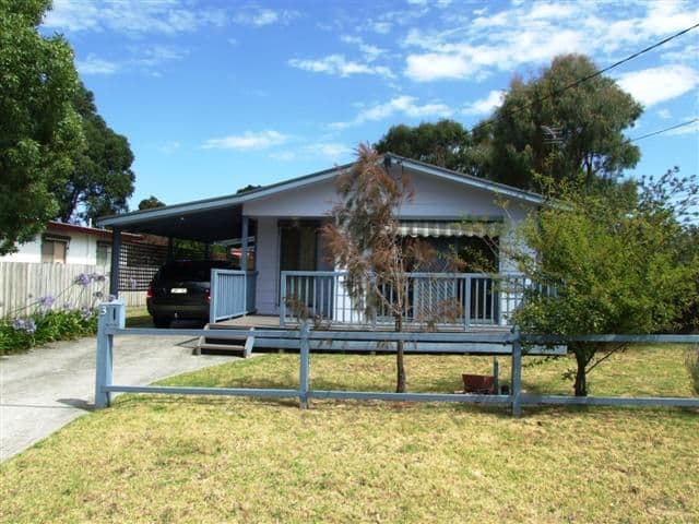 3 St Georges Road, Cowes VIC 3922, Cowes - Image 1