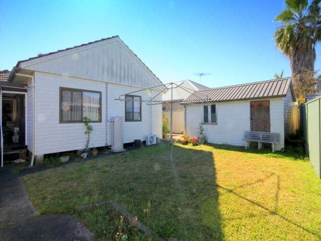 19 Bulwarra Avenue, SEFTON NSW 2162, Sefton - Thumbnail 8