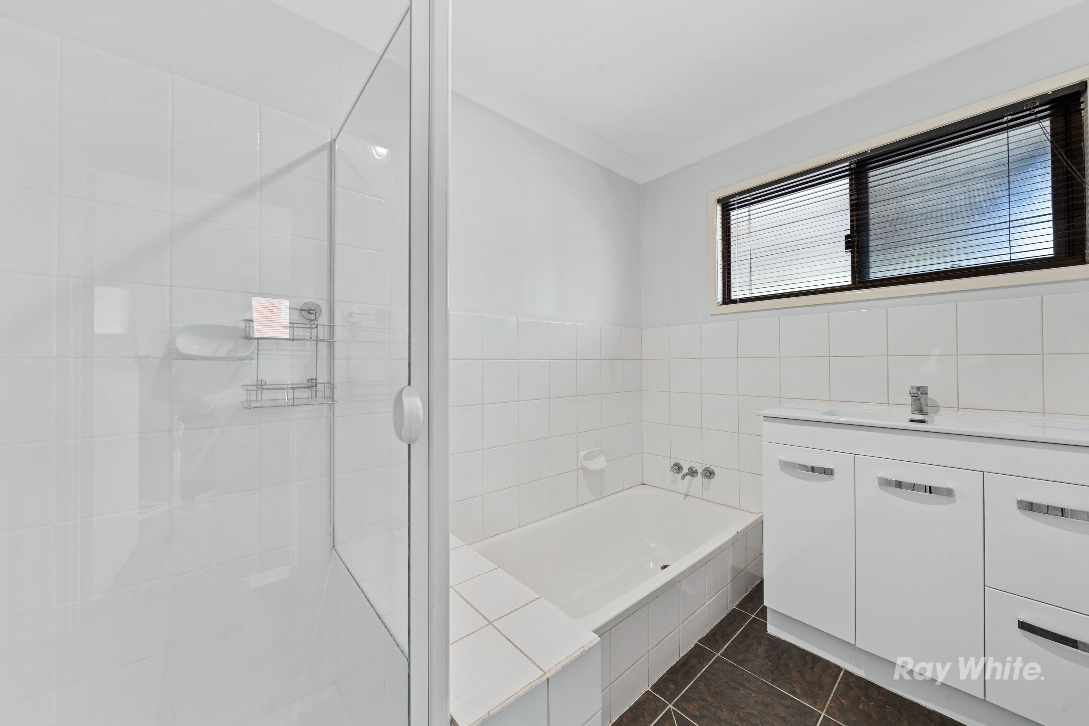 13 Meadow Crescent, Beenleigh QLD 4207, Beenleigh - Thumbnail 8