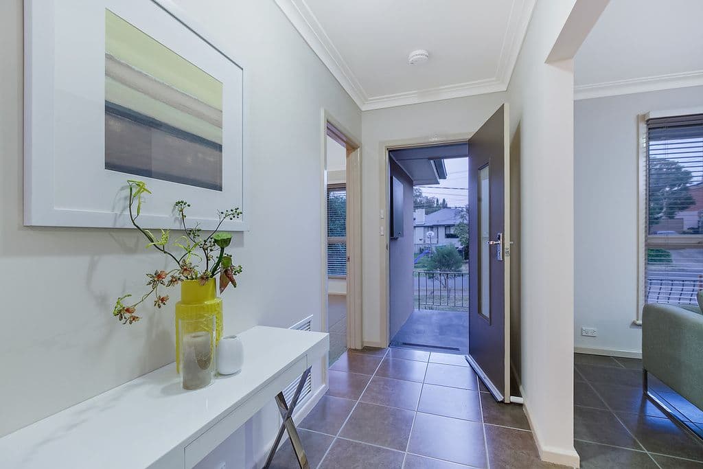 5 Dundee Street, WATSONIA NORTH VIC 3087, Watsonia North - Thumbnail 2