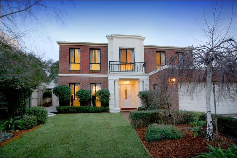 13 College Court, GLEN WAVERLEY VIC 3150, Glen Waverley - Image 1