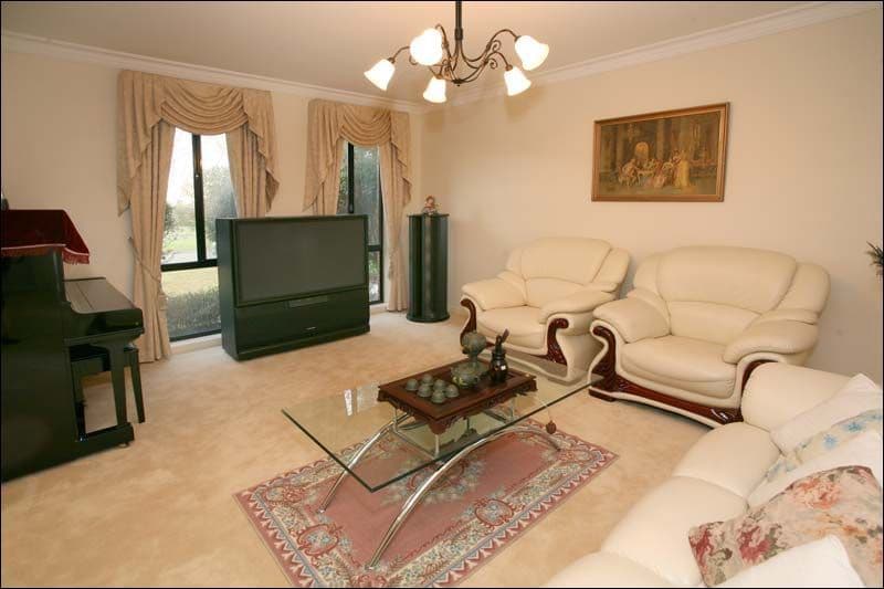 13 College Court, GLEN WAVERLEY VIC 3150, Glen Waverley - Thumbnail 7