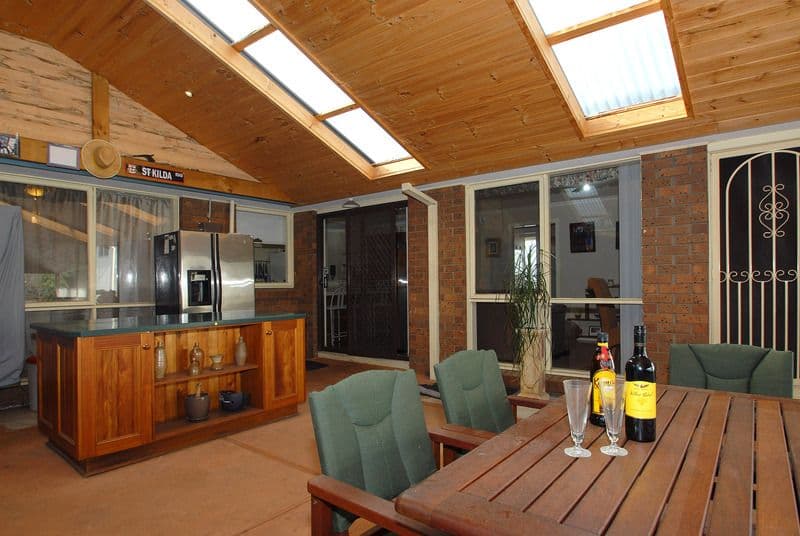 17 Wildcroft Court, CARRUM DOWNS VIC 3201, Carrum Downs - Thumbnail 7