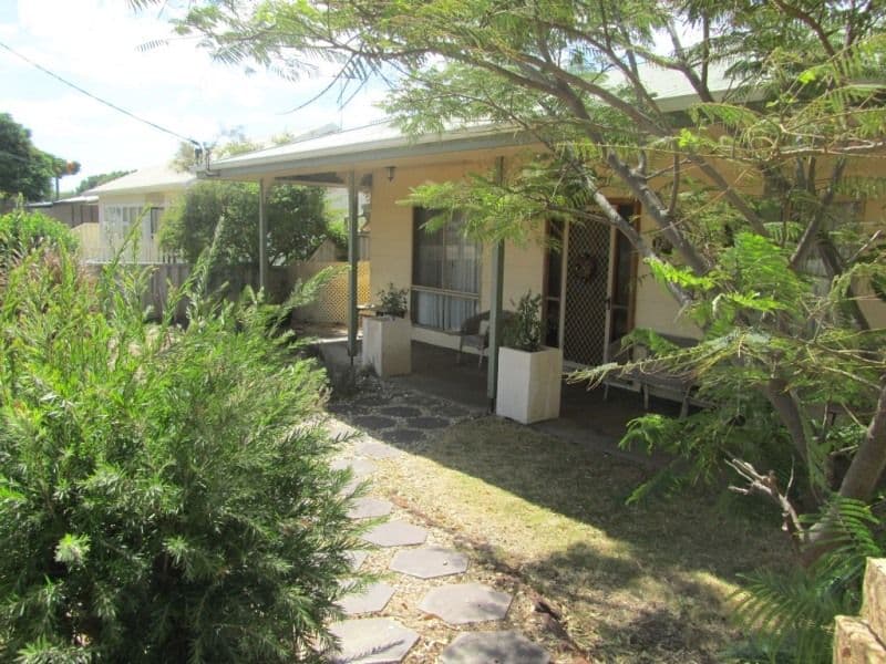 209 Fifth Street, WONTHELLA WA 6530, Wonthella - Thumbnail 2