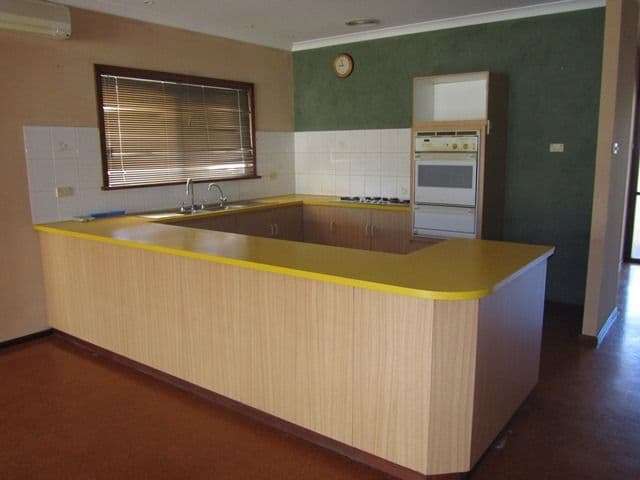209 Fifth Street, WONTHELLA WA 6530, Wonthella - Thumbnail 6