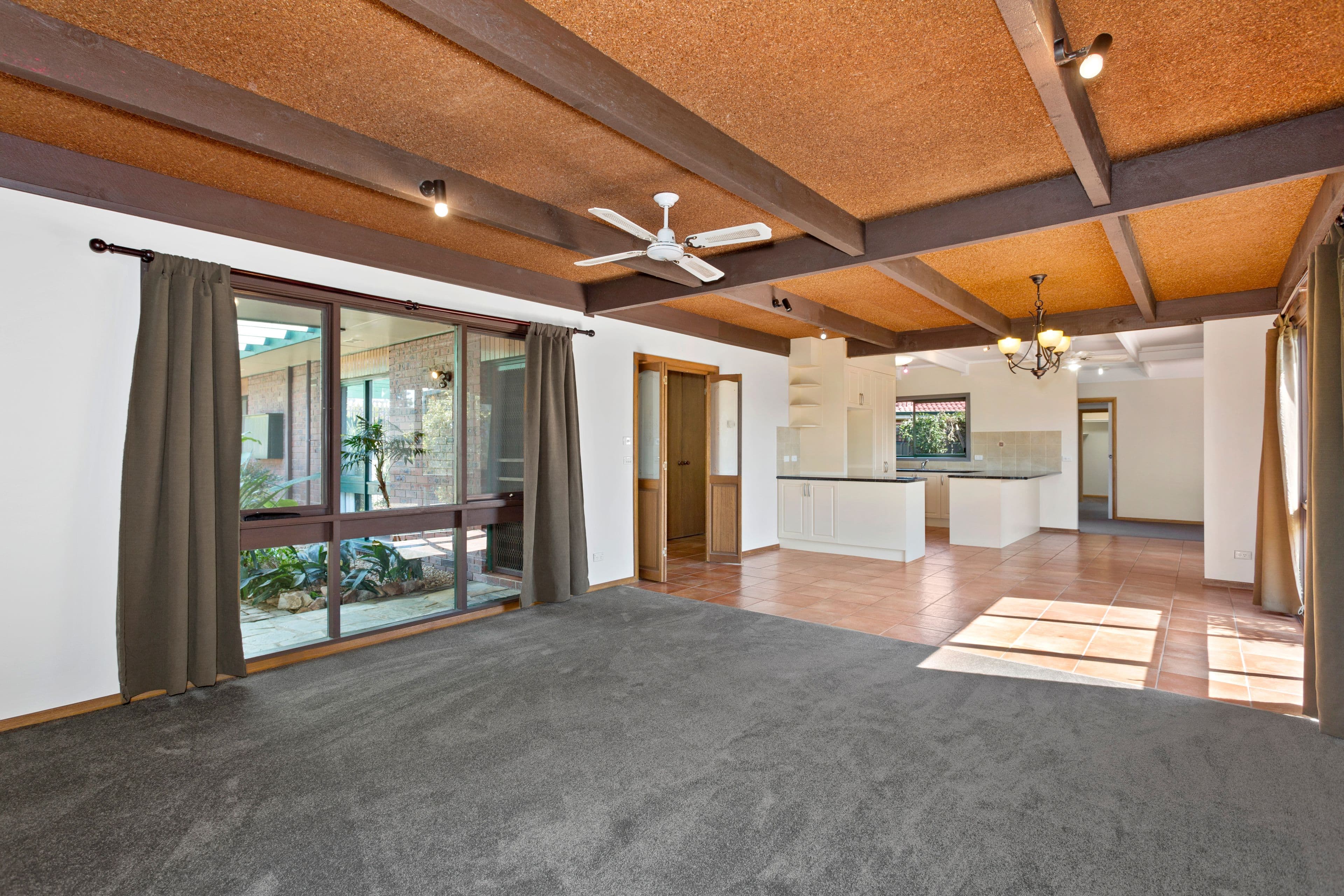 9 Wattle Court, Wodonga VIC 3690, Wodonga - Thumbnail 5