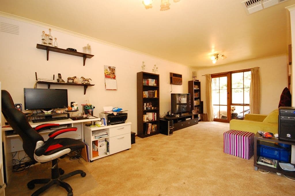 2 Towers Road, LILYDALE VIC 3140, Lilydale - Thumbnail 2