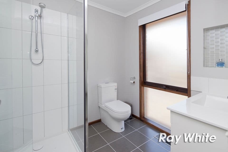 9 Bayport Drive, Langwarrin VIC 3910, Langwarrin - Thumbnail 7