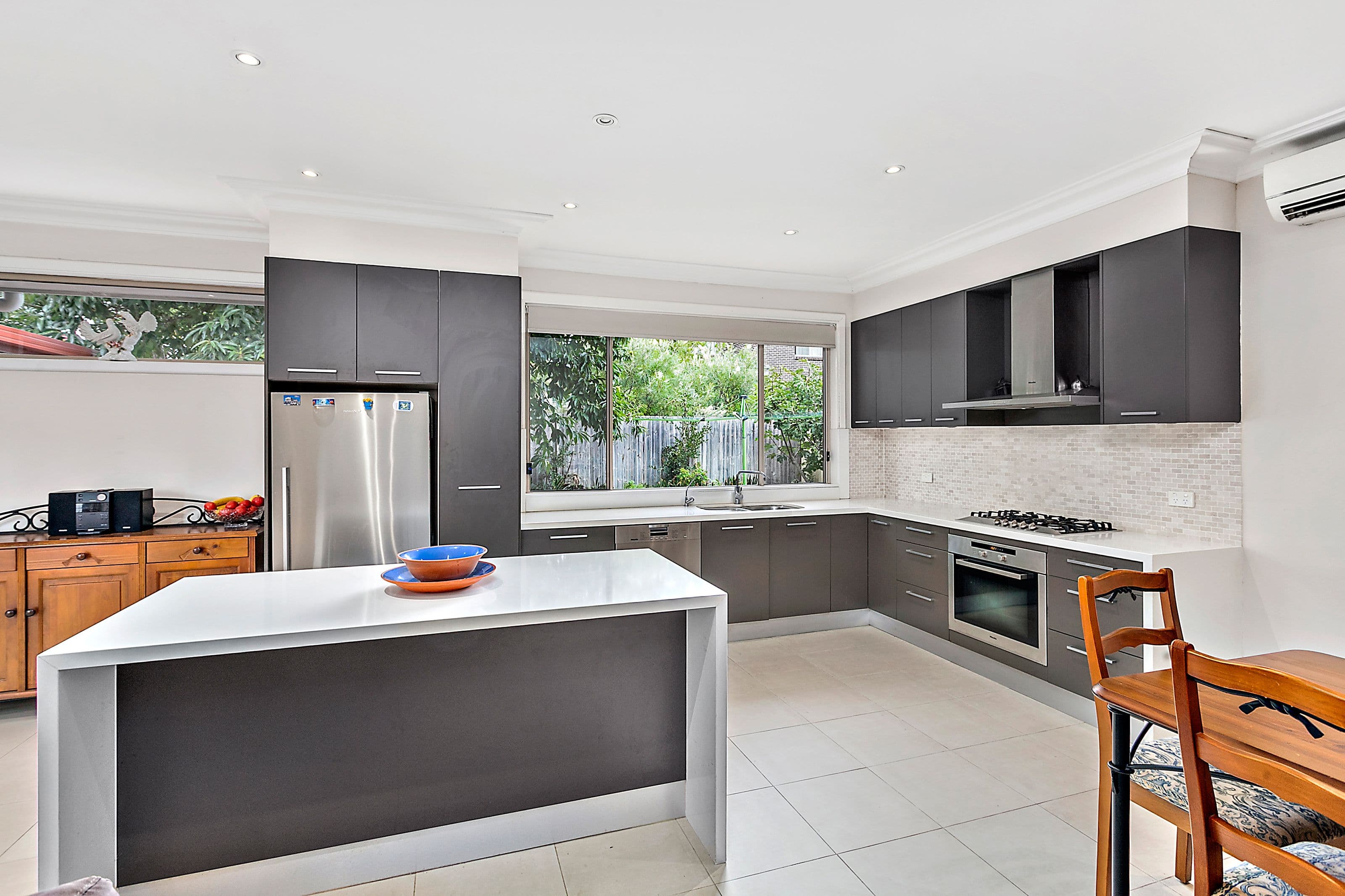 20 Low Street, Hurstville - Thumbnail 2