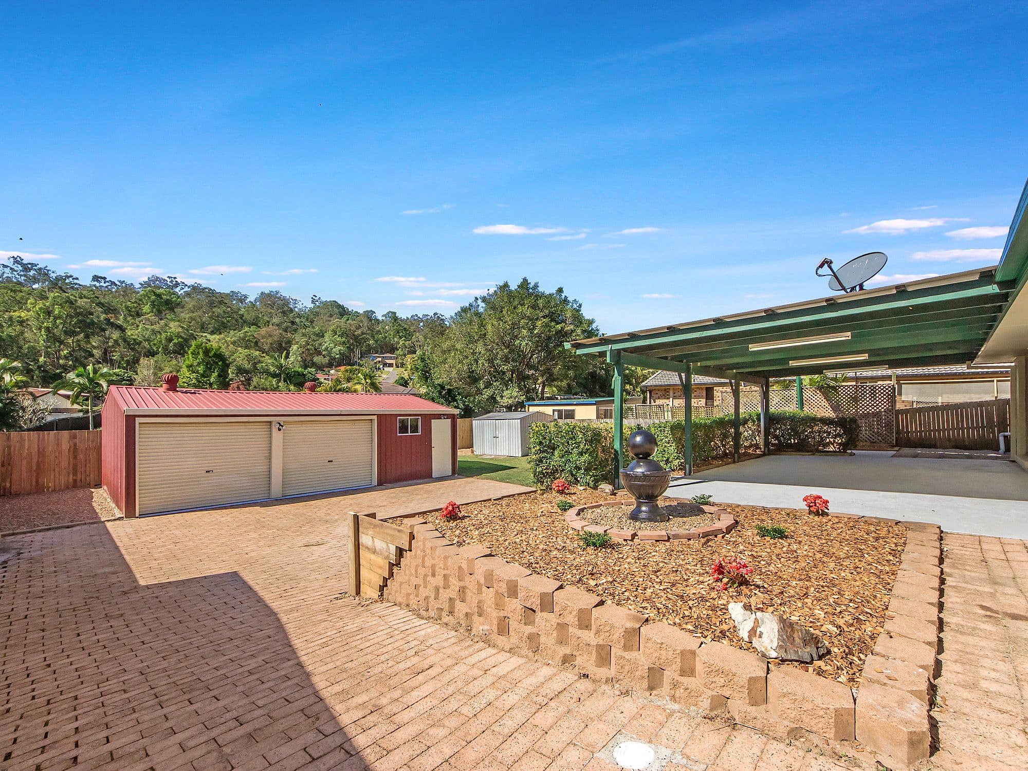 4 Pinedale Street, Oxenford QLD 4210, Oxenford - Thumbnail 2