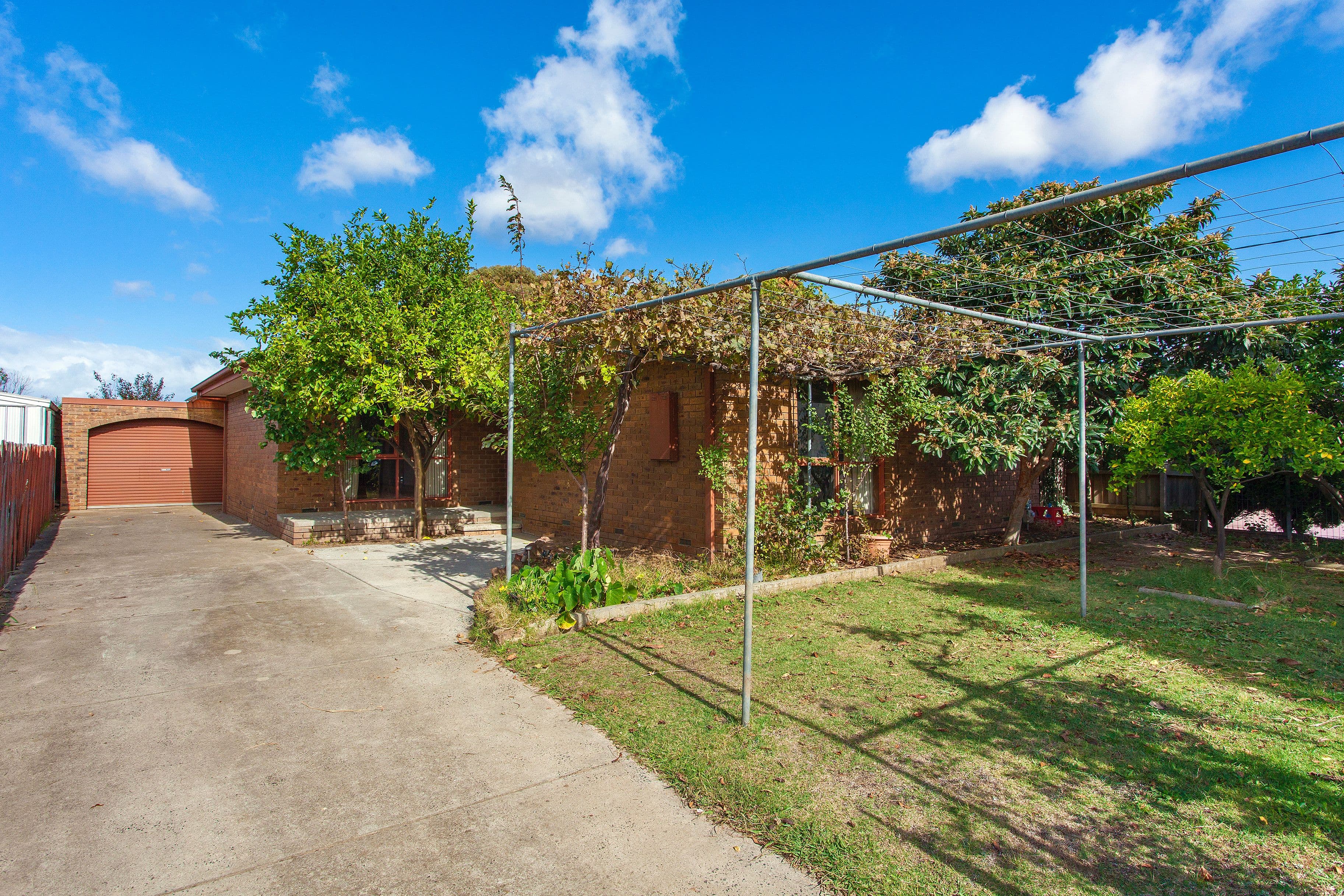 396 Kingston Road, Kingston, Kingston - Image 1