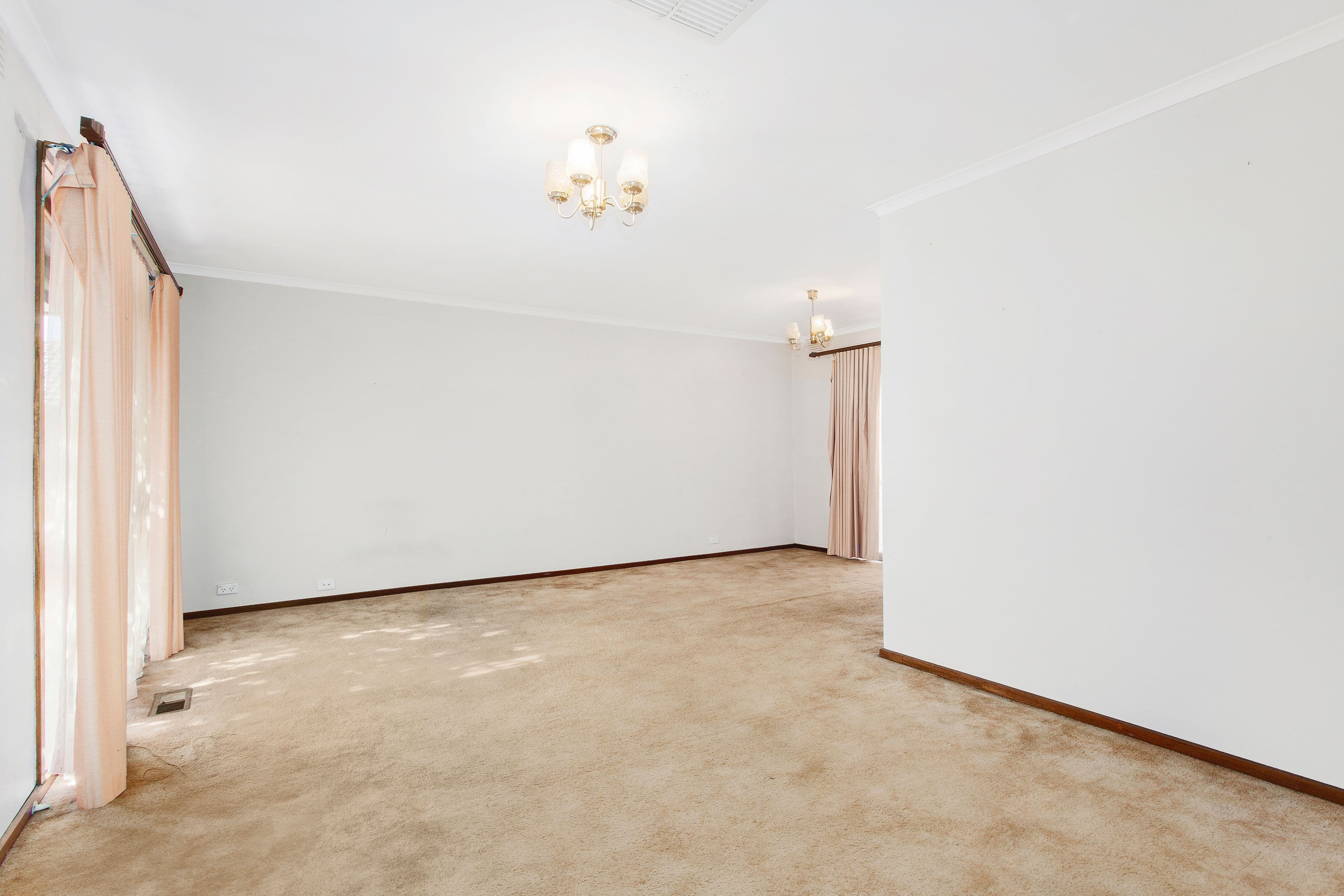 396 Kingston Road, Kingston, Kingston - Thumbnail 5