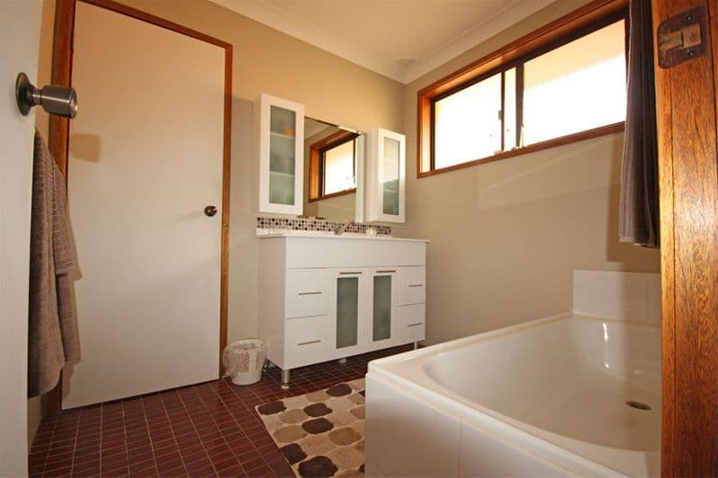3 Phillimore Place, Charnwood, ACT, 2615, Charnwood - Thumbnail 5