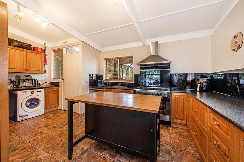 64 Circle Drive North, Cranbourne VIC 3977, Cranbourne - Thumbnail 5