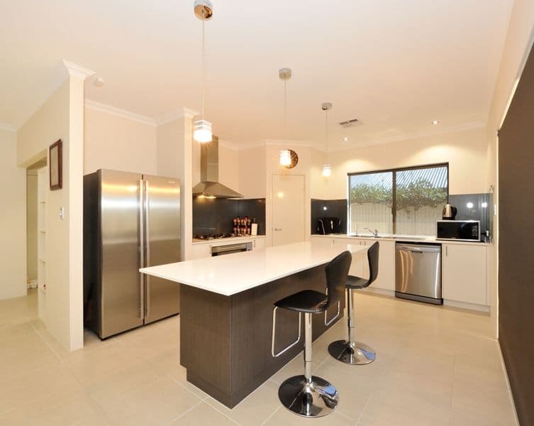 33 Makybe Drive, Baldivis WA 6171, Baldivis - Thumbnail 3