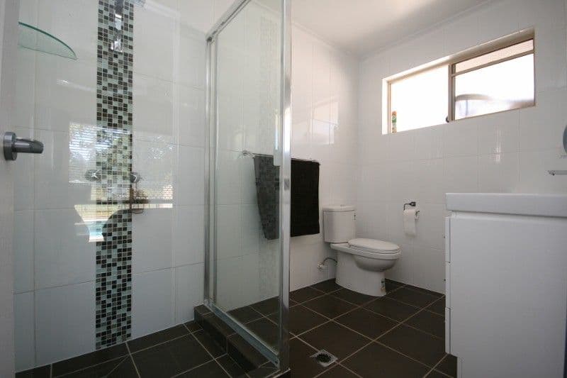 28 Tobermory Court, MERRIMAC QLD 4226, Merrimac - Thumbnail 6