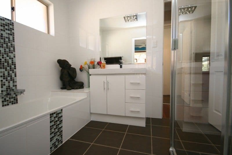 28 Tobermory Court, MERRIMAC QLD 4226, Merrimac - Thumbnail 7