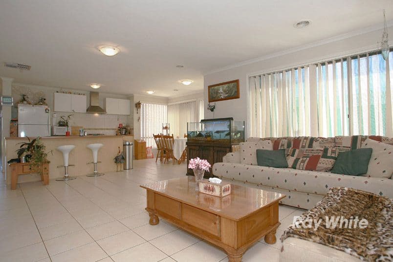 14 Springhill Drive, CRANBOURNE VIC 3977, Cranbourne - Thumbnail 6