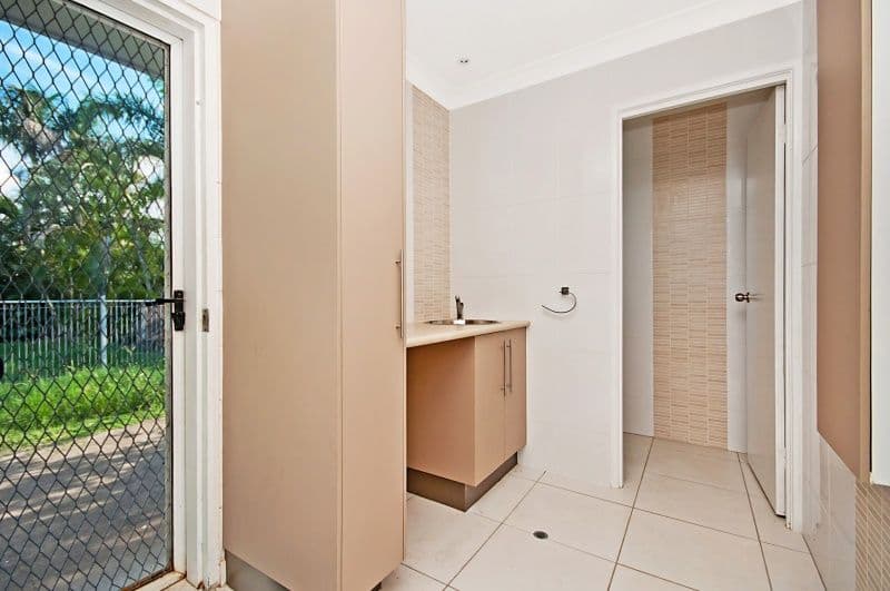 16 Joanne Street, DEERAGUN QLD 4818, Deeragun - Thumbnail 4