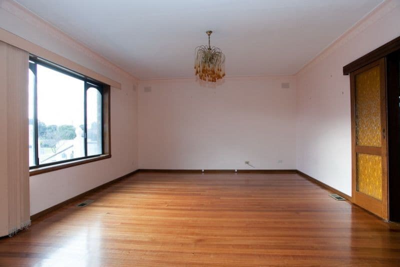 53 Cumberland Crescent, THOMASTOWN VIC 3074, Thomastown - Thumbnail 3