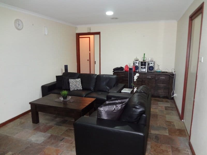 1 Peterlee Court, CRAIGIEBURN VIC 3064, Craigieburn - Thumbnail 4