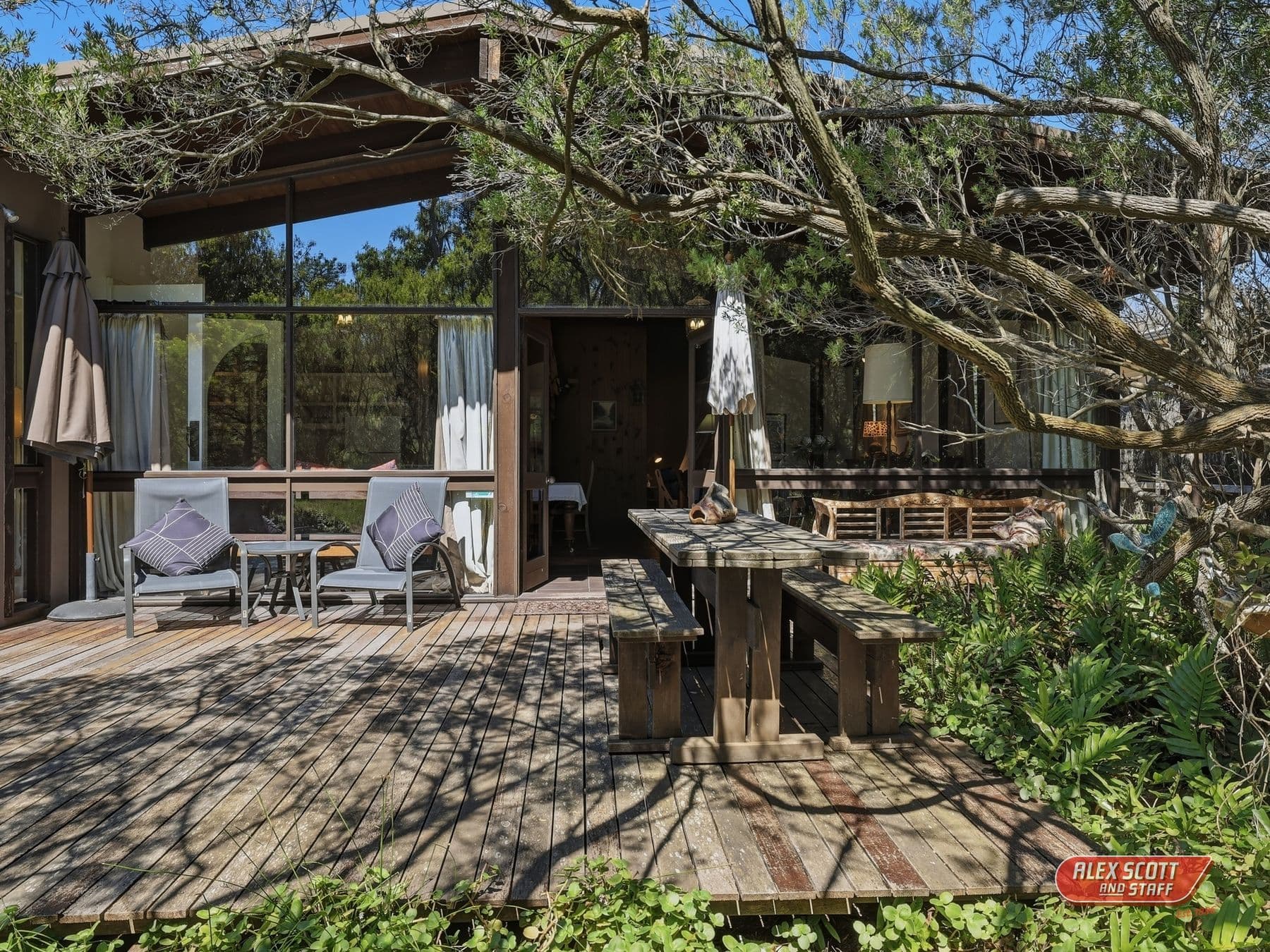 12 Shearwater Drive, Silverleaves, Silverleaves - Thumbnail 2