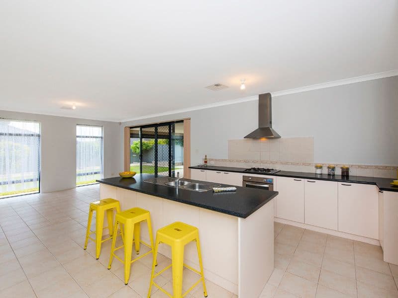 87 Harrington Waters Drive, Waikiki WA 6169, Waikiki - Thumbnail 2