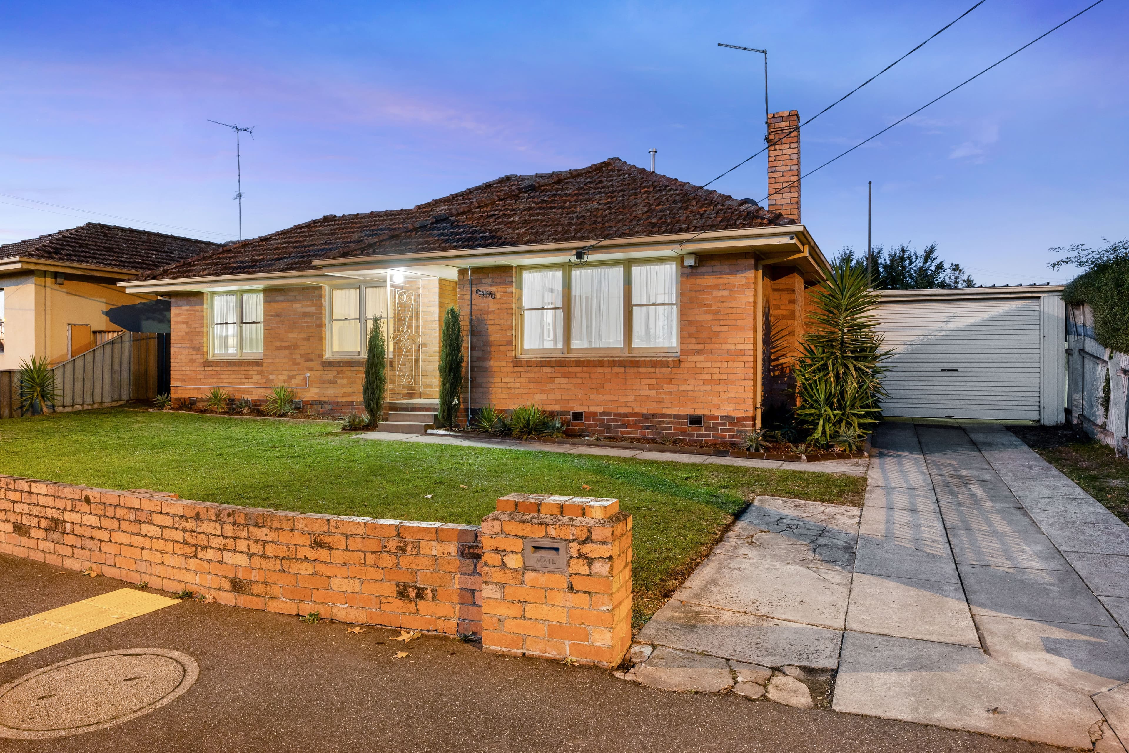 207 Main Road, Golden Point VIC 3350, Golden Point - Thumbnail 2