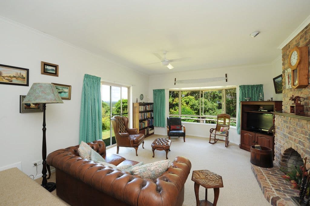 320 Upper Rosemount Road, Rosemount QLD 4560, Rosemount - Thumbnail 5