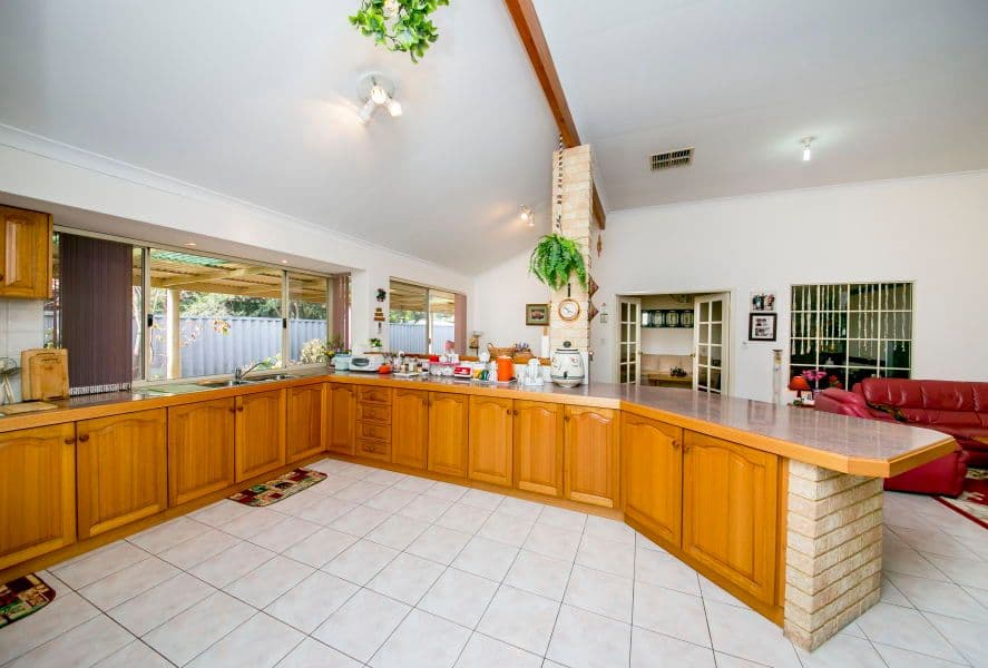 5 Pitt Court, MORLEY WA 6062, Morley - Thumbnail 2