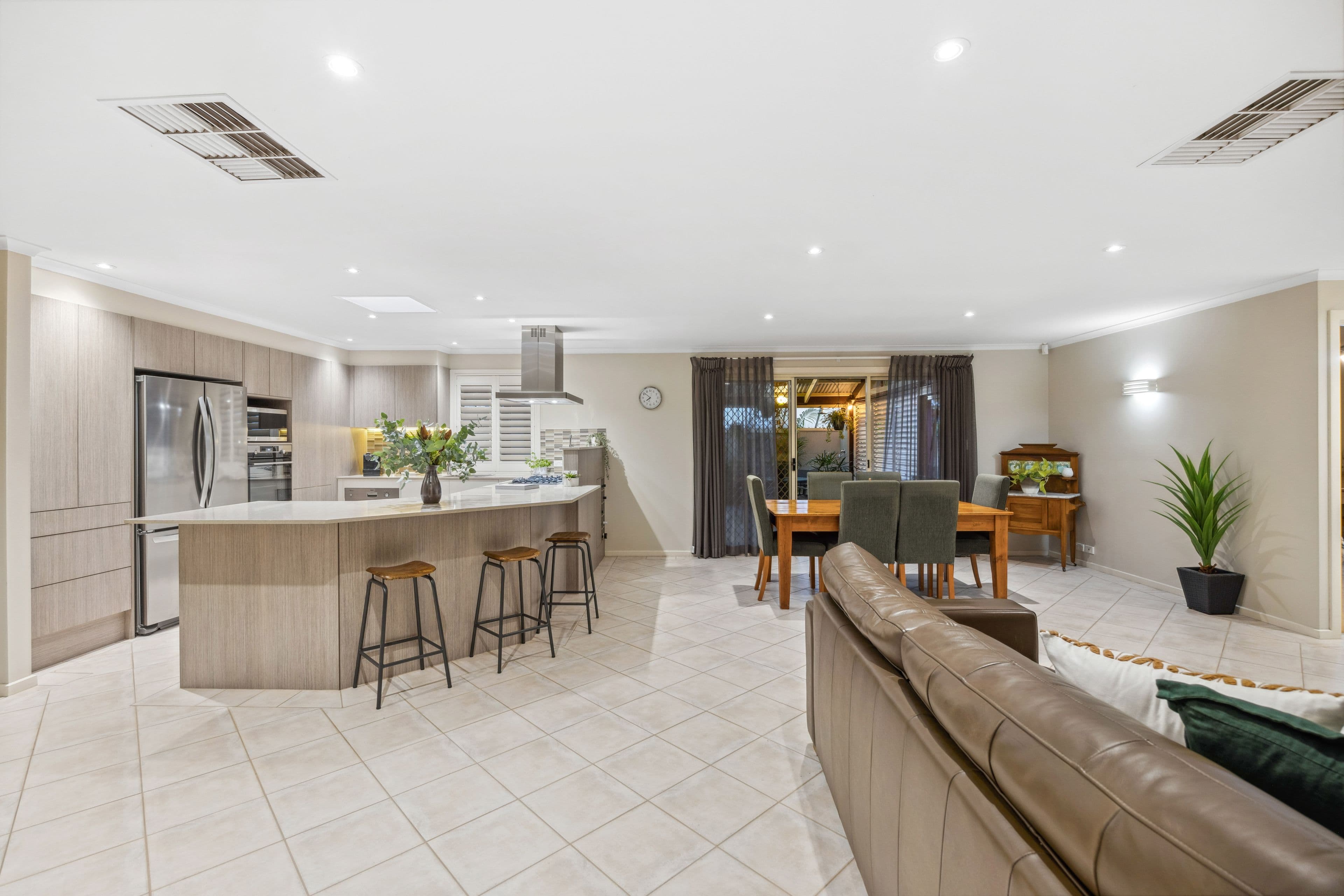66 Warburton Drive, Woodcroft SA 5162, Woodcroft - Thumbnail 6