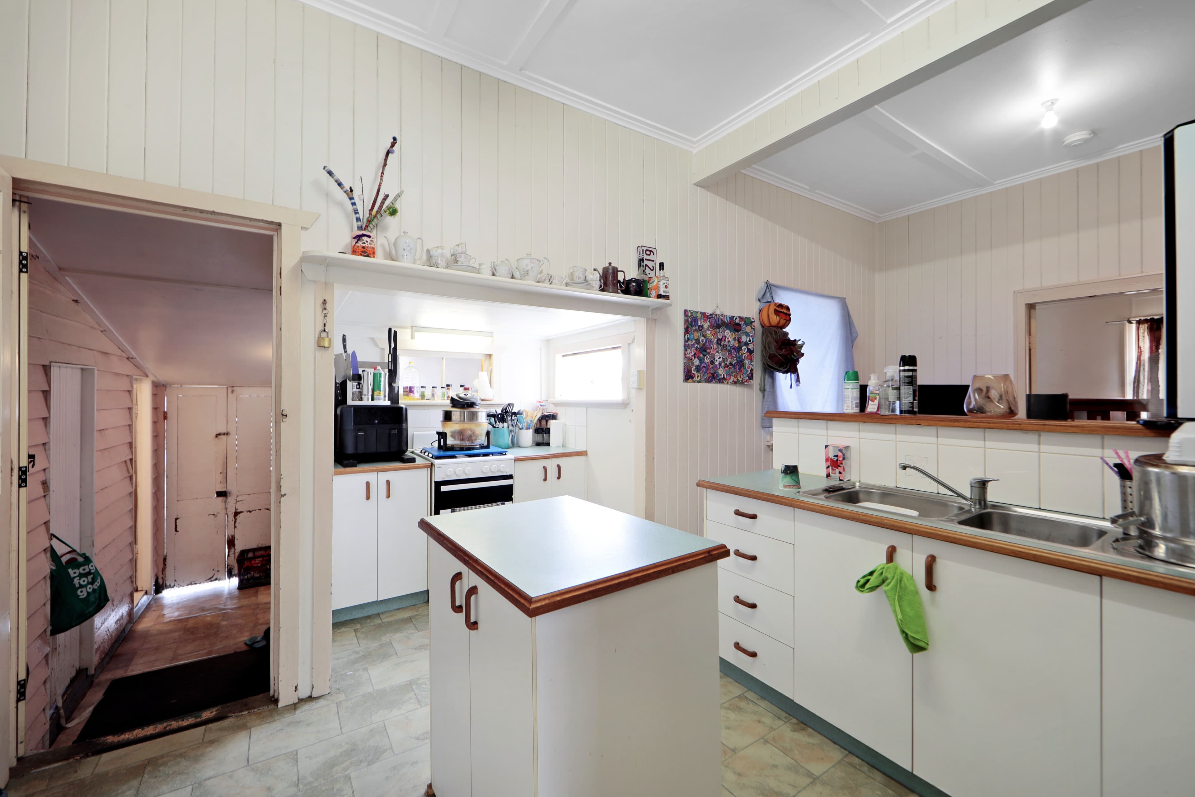 128 Barolin Street, Walkervale QLD 4670, Walkervale - Thumbnail 5