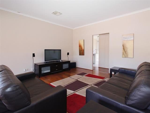 8 Jonah Way, CANNING VALE WA 6155, Canning Vale - Thumbnail 7