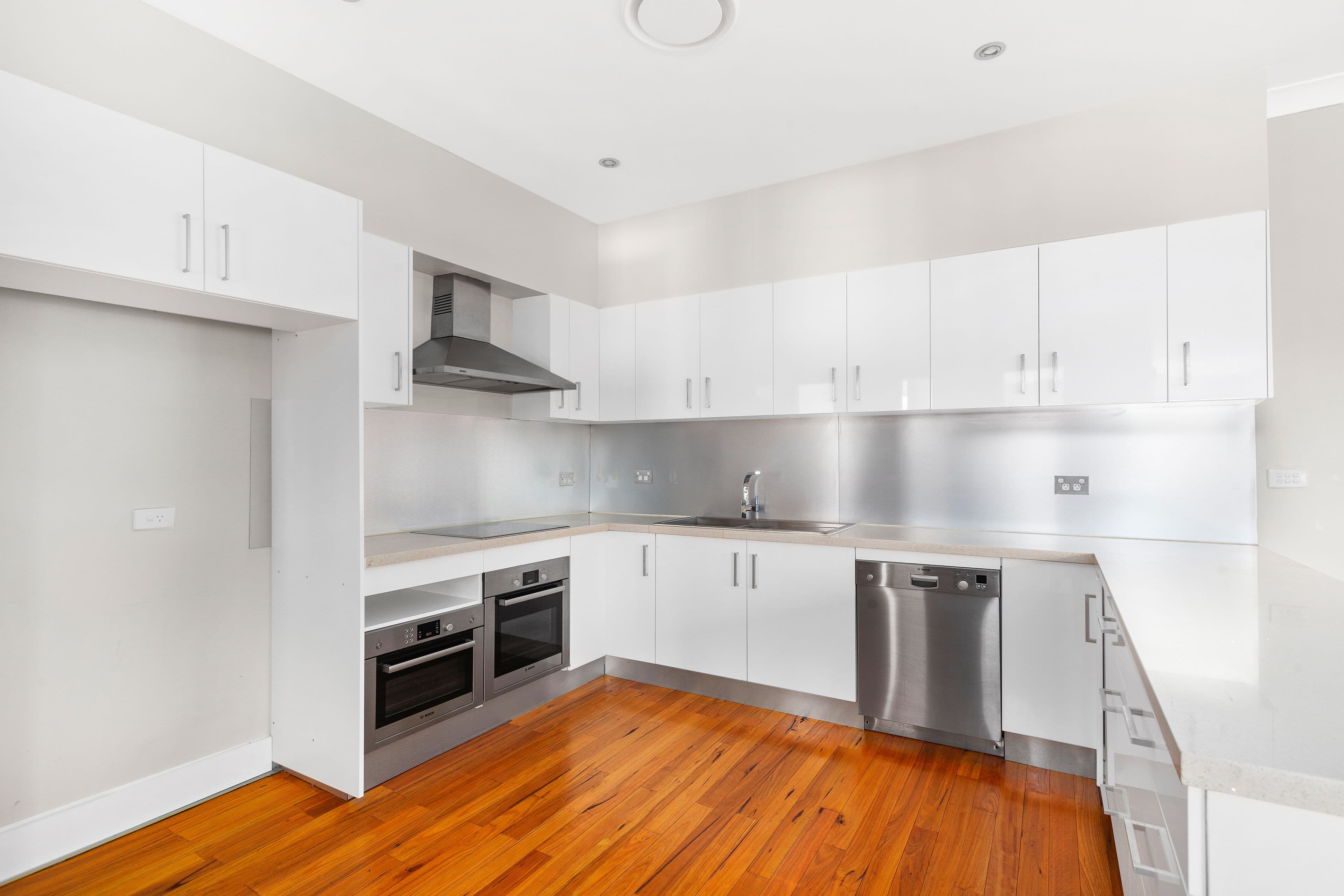 161 Shearwater Drive, Lake Heights - Thumbnail 2