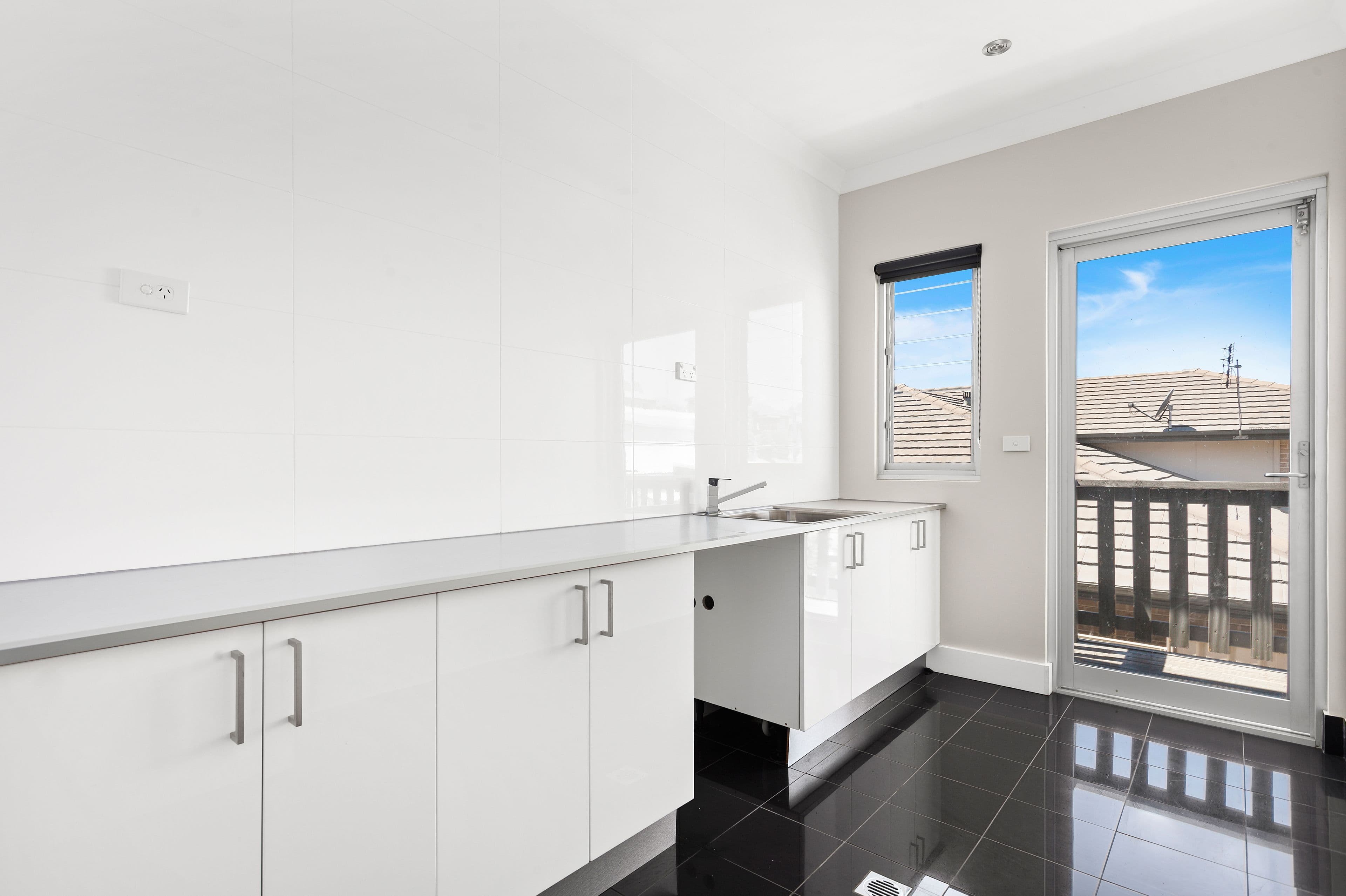 161 Shearwater Drive, Lake Heights - Thumbnail 7
