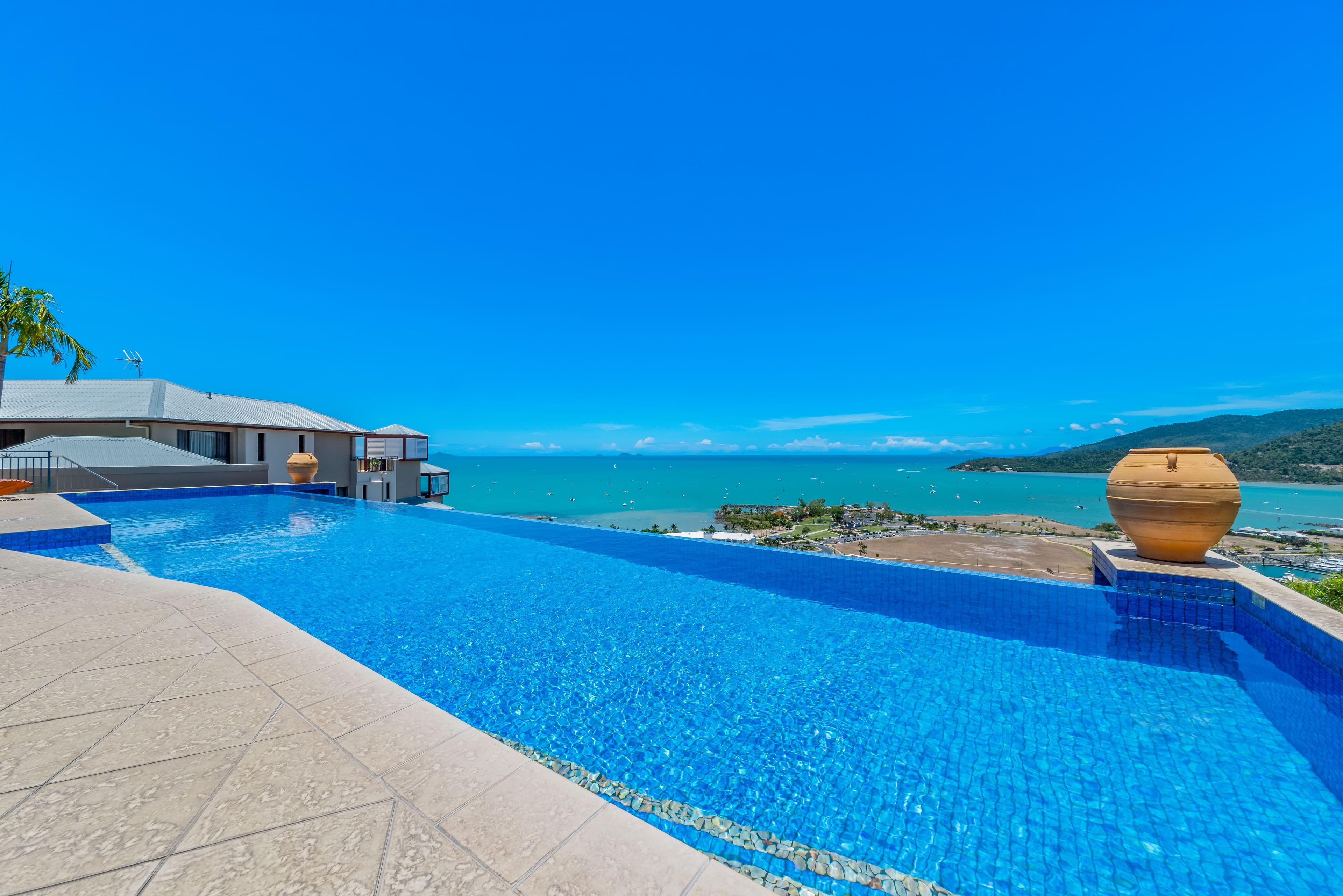 16 Golden Orchid Drive, Airlie Beach QLD 4802, Airlie Beach - Thumbnail 8