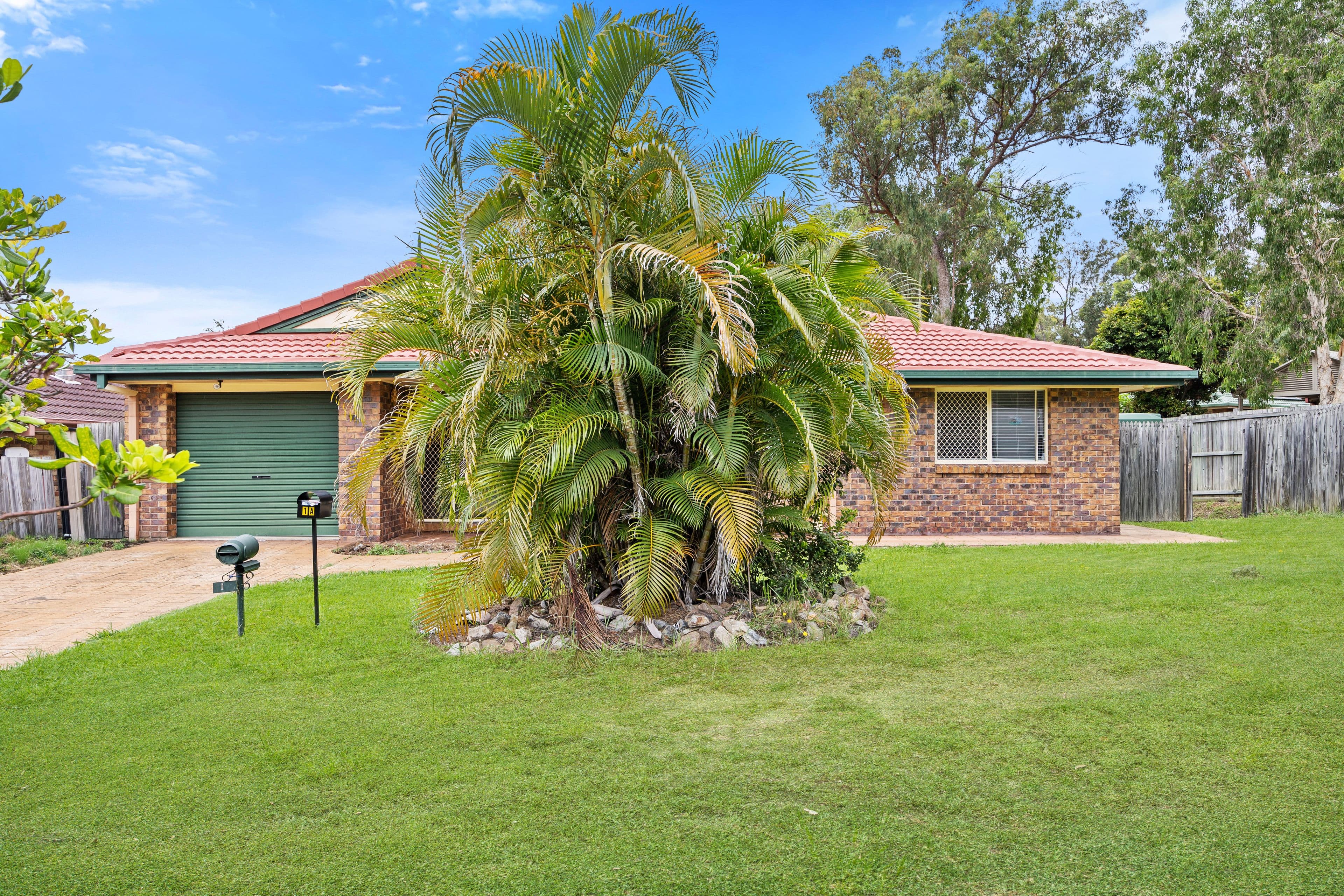 1 Clarence Place, Forest Lake QLD 4078, Forest Lake - Thumbnail 4