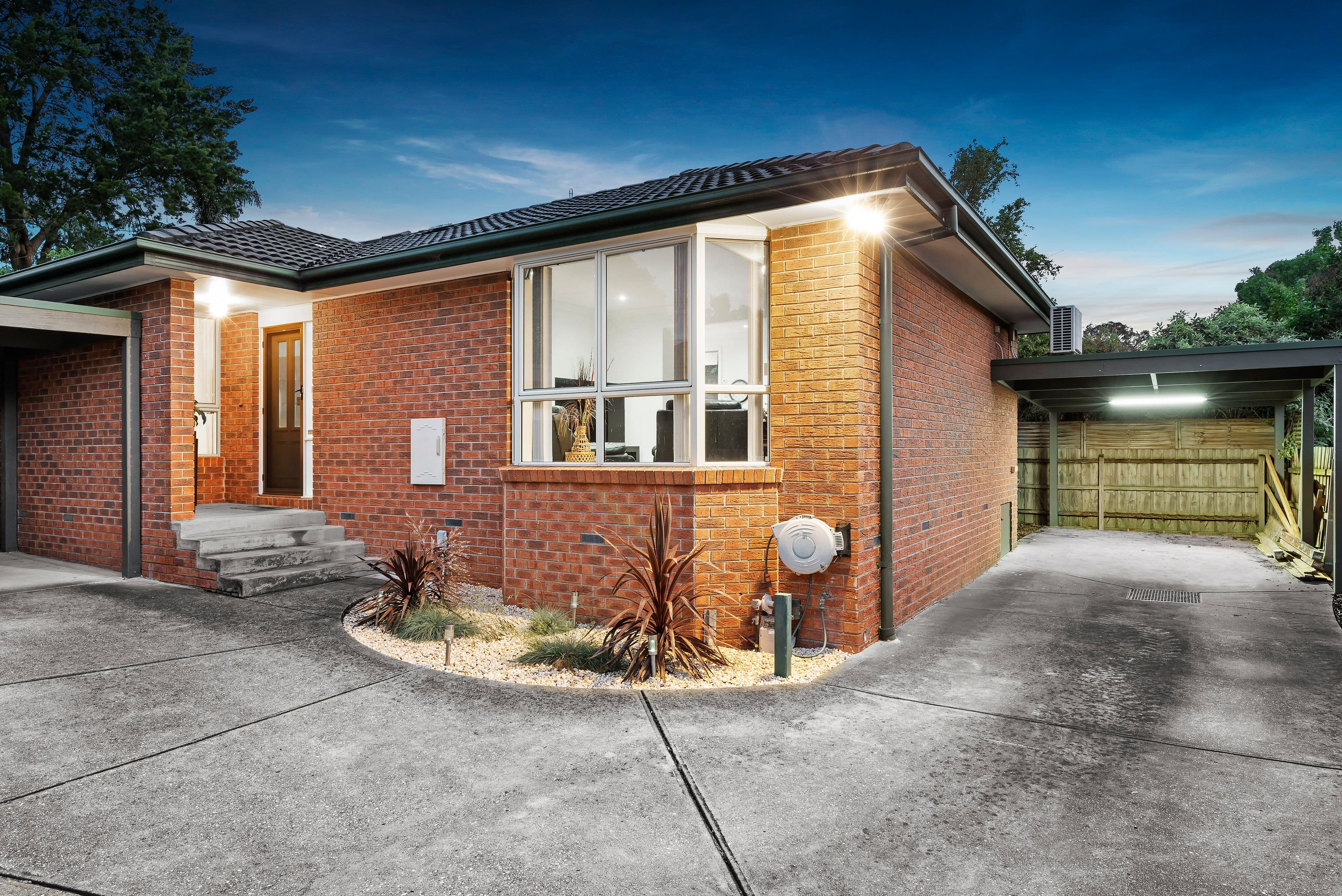 8 Matlock Road, Wantirna South VIC 3152, Wantirna South - Image 1