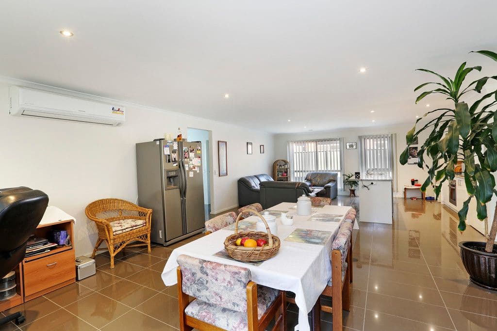 8 Mallard Court, Lara VIC 3212, Lara - Thumbnail 3